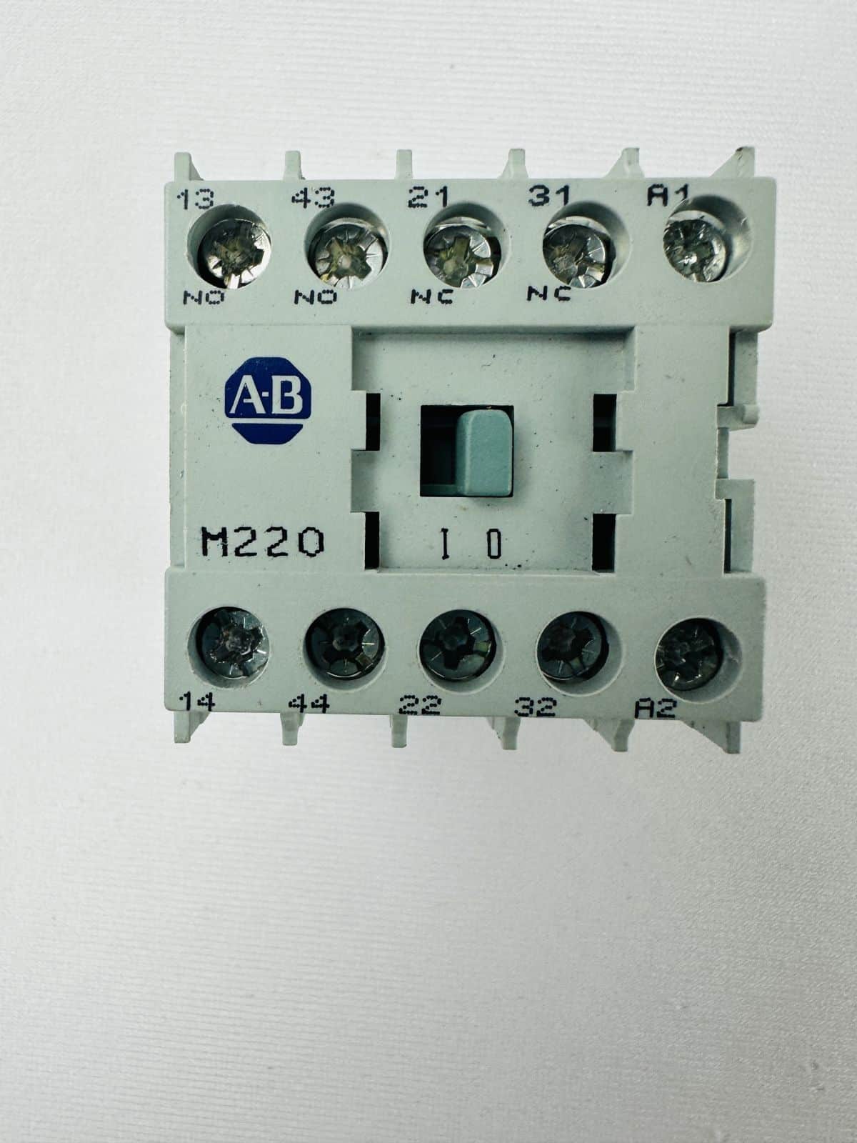 700-M220