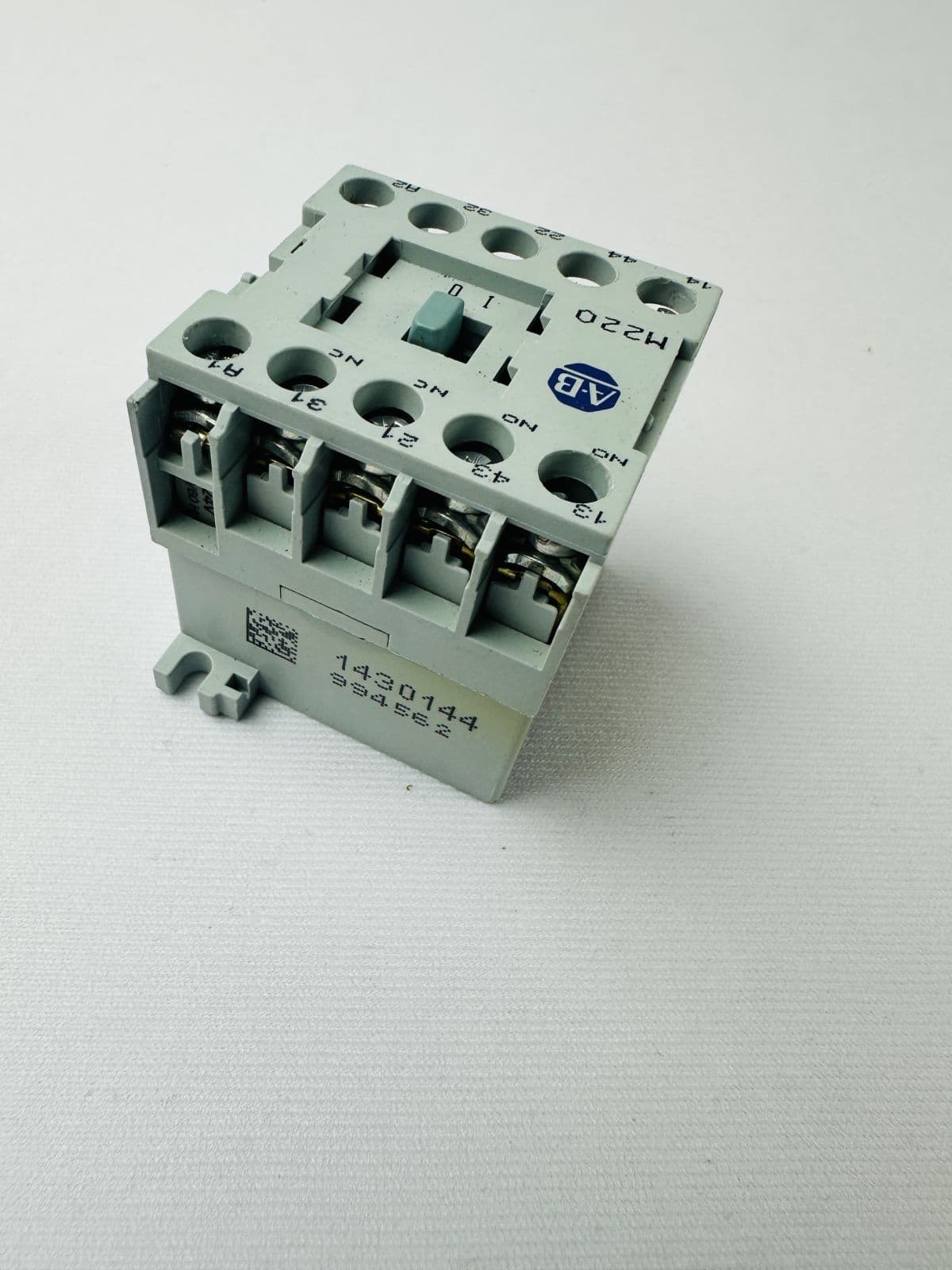 700-M220 4