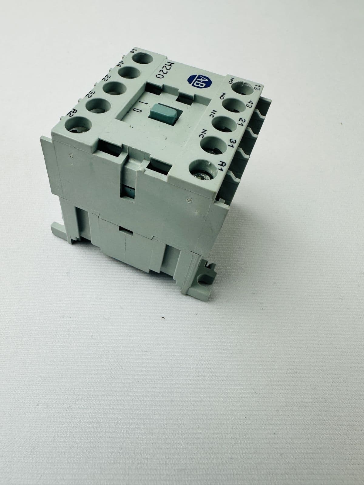 700-M220 5