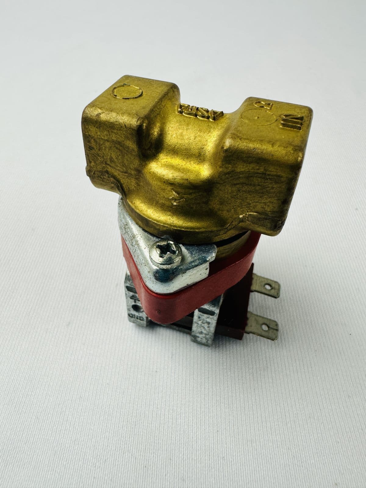 USM8210B20 3