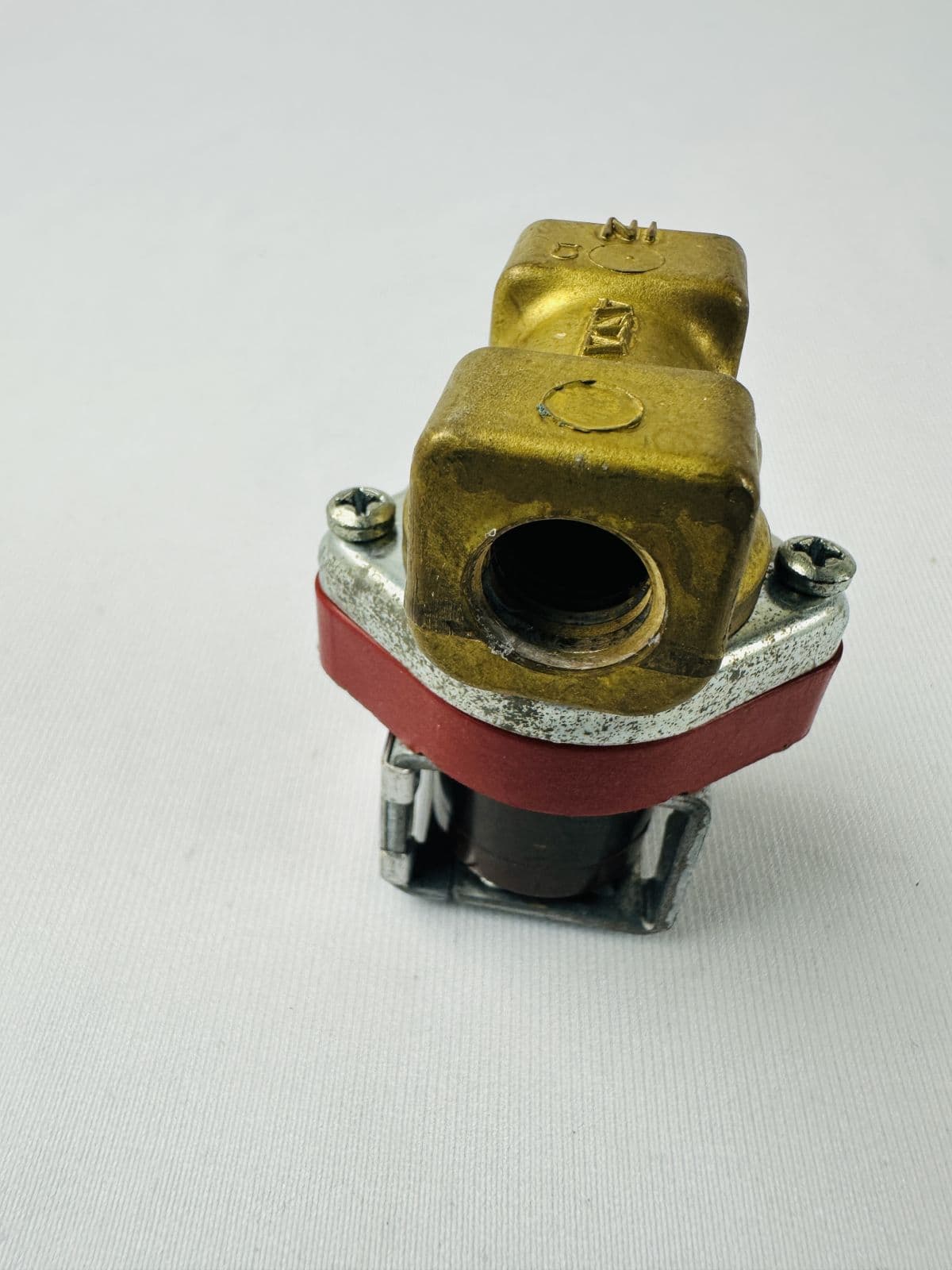 USM8210B20 4