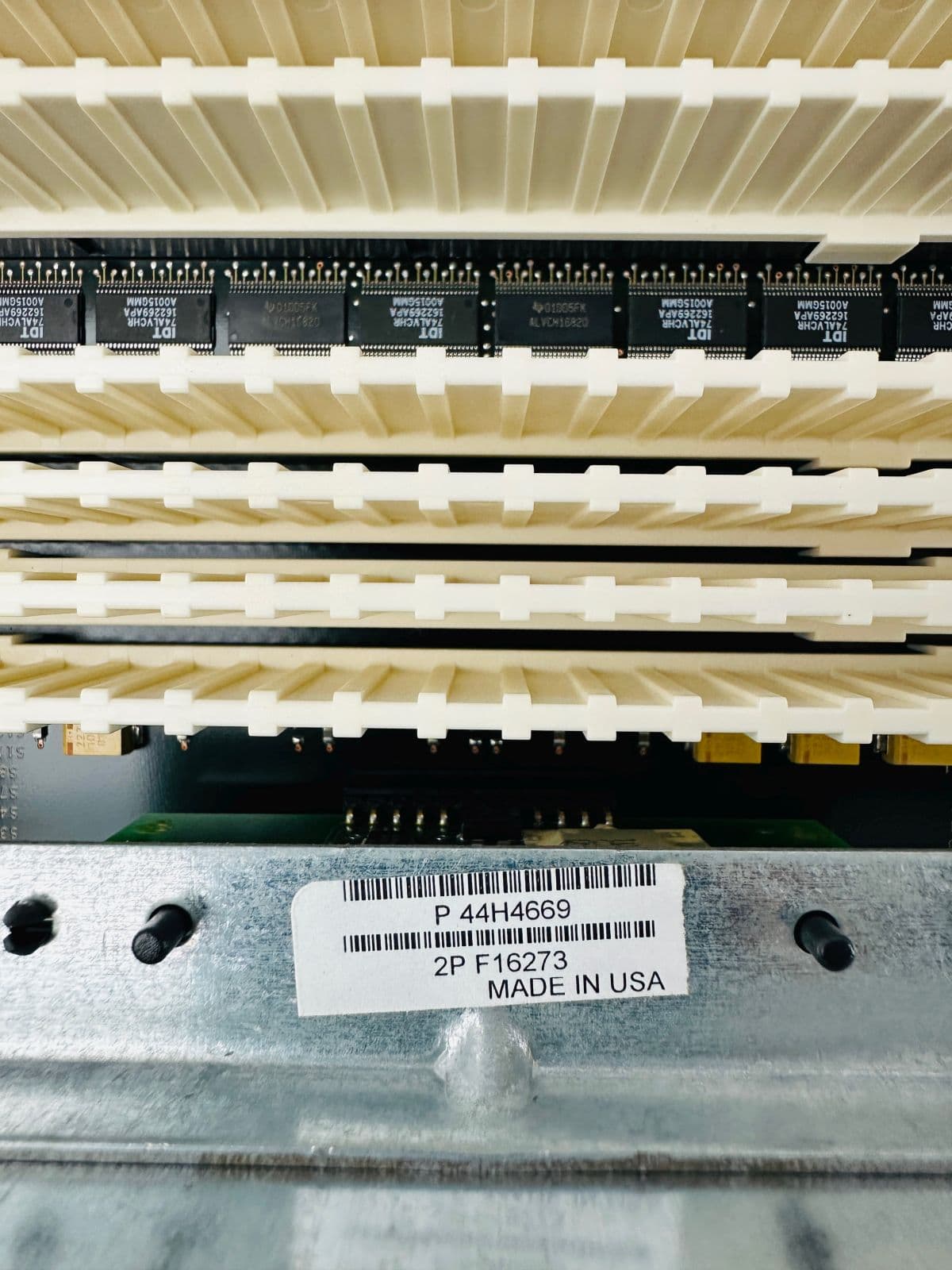 P44H8048 5