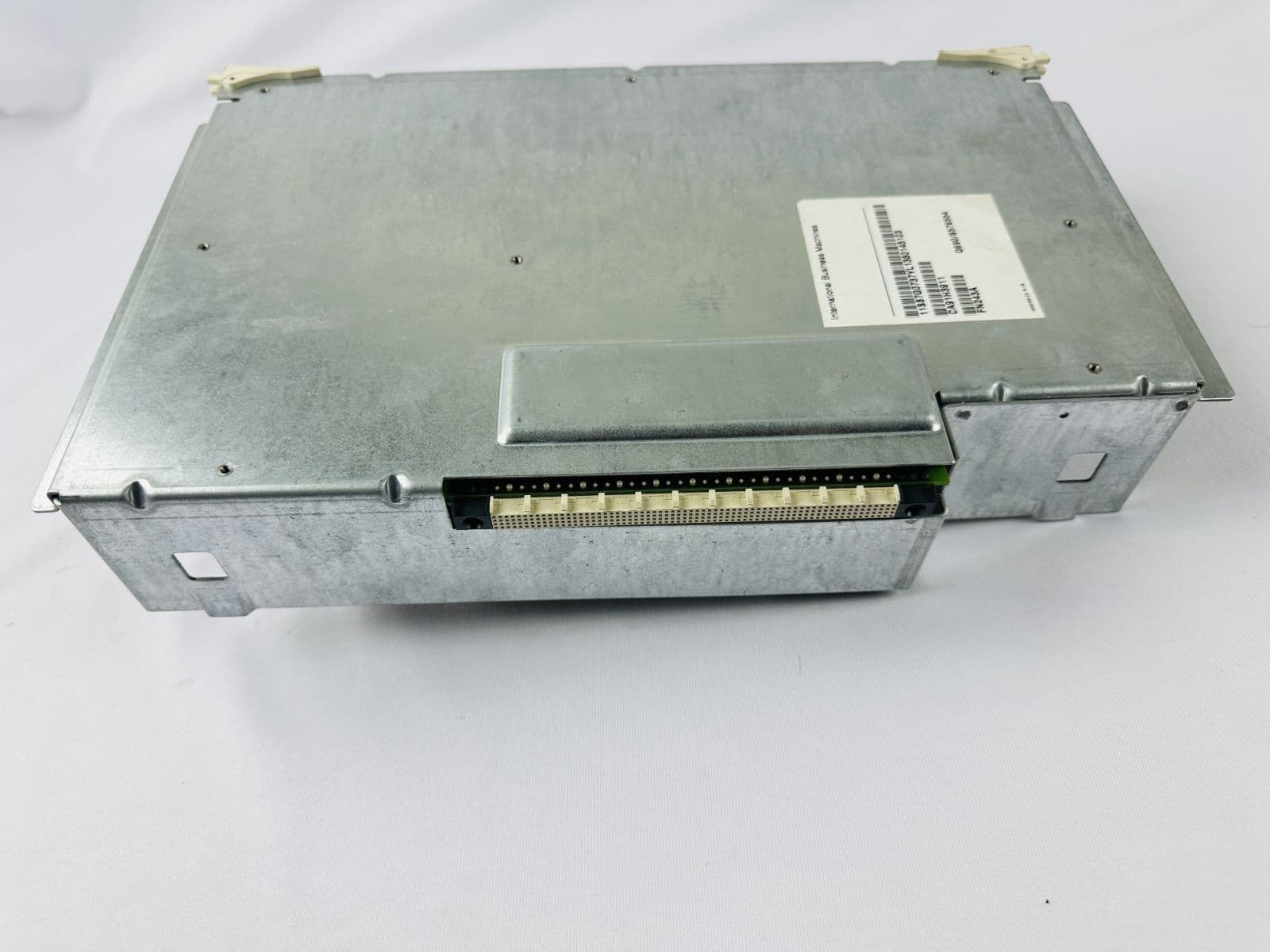 P44H8048 6
